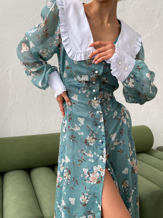 Collerette Dress